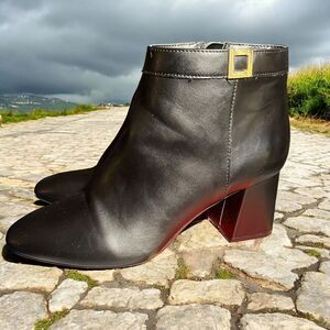 Liz Claiborne Macomb Black Ankle Heeled Dressy Boots Size‎ 9 M